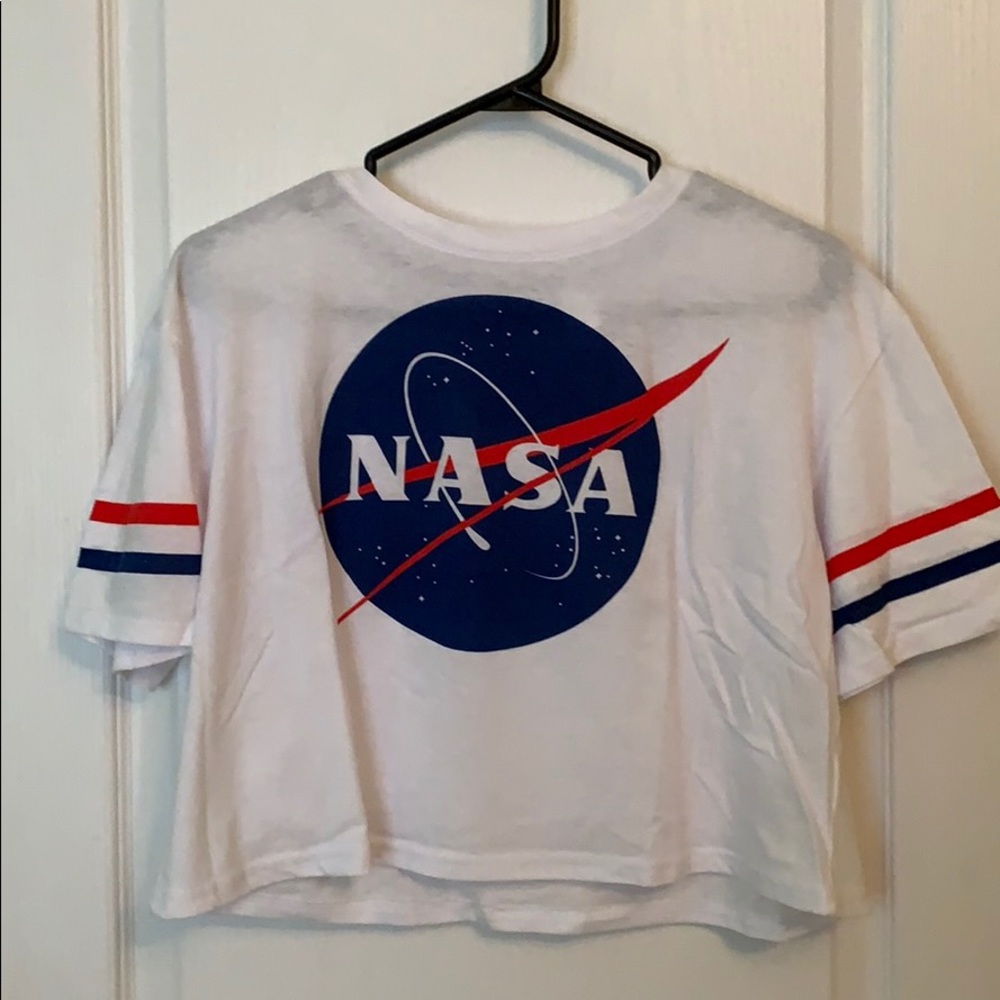 Short Sleeve Crop Shirt